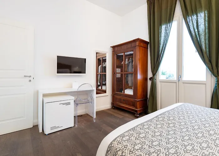 ゲストハウス エファモレスカ