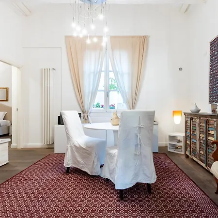 Efamoresca 3* קליארי